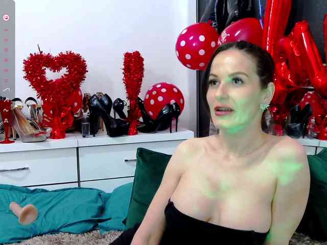 MiraPleasure_ webcam