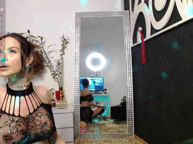 MiraPleasure_ webcam