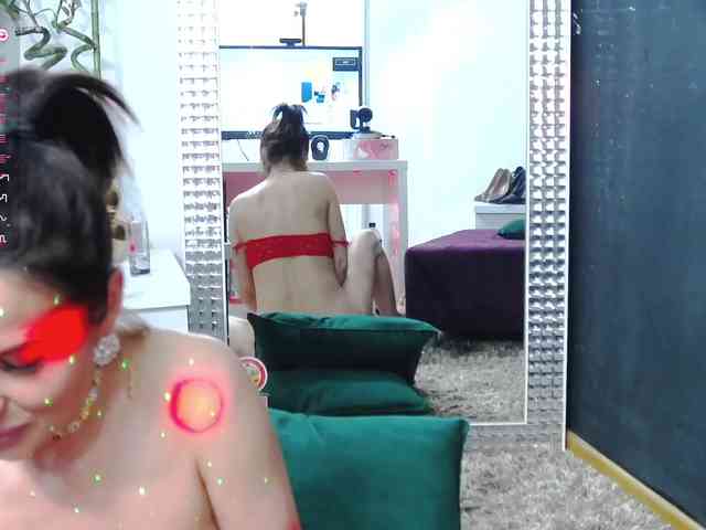 MiraPleasure_ webcam