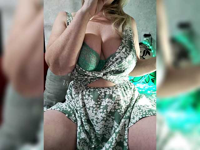 Love-baby's BongaCams show and profile