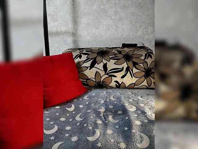 Love-baby Live Webcam on BongaCams