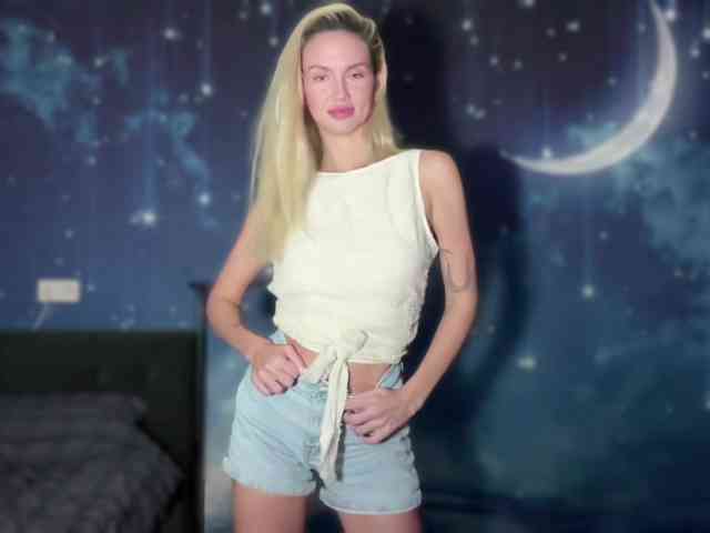 TrishaSurvis webcam