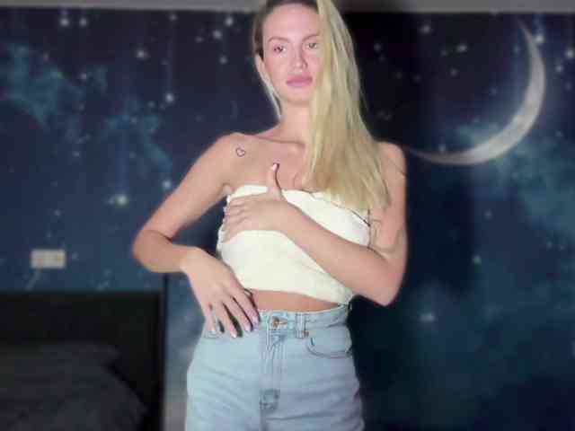 TrishaSurvis webcam
