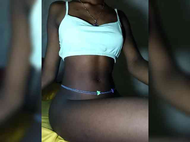 Alixeres Live Webcam on BongaCams