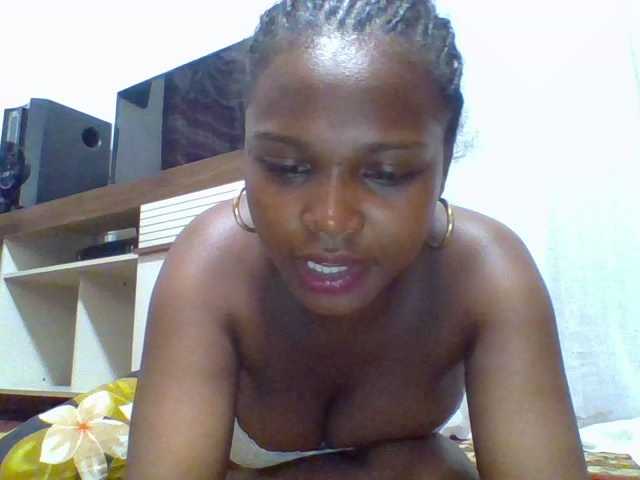 arline52 – webcam model profile photo