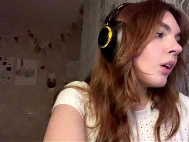 chatroom nude AmberlyDobbs
