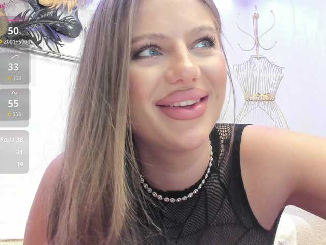 VikaFever webcam