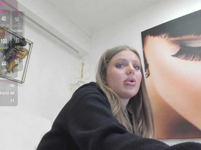  VikaFever chat room