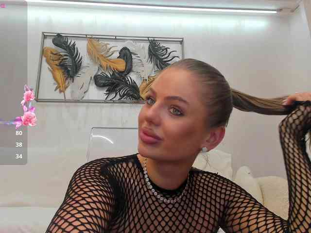 VikaFever webcam