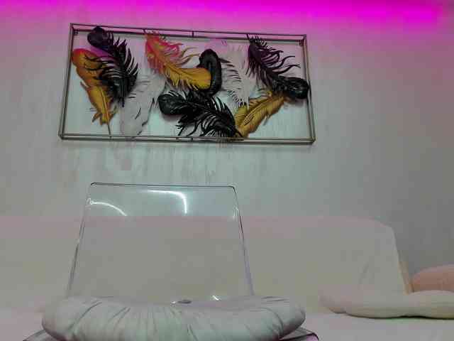 VikaFever webcam