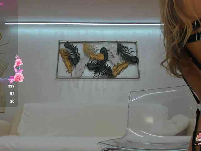VikaFever webcam