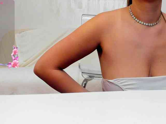 VikaFever webcam