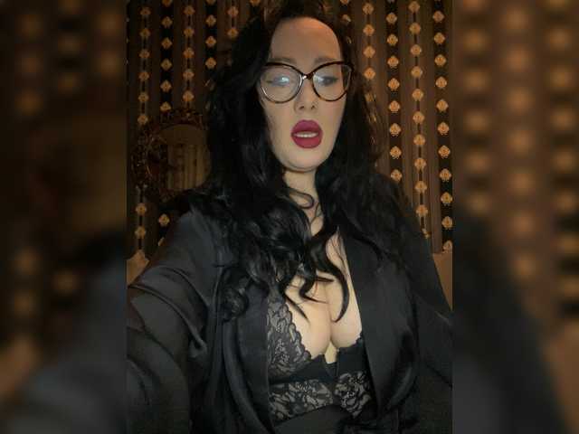 AnnaAnnna's BongaCams show and profile