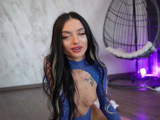 RachelRavee's BongaCams show and profile