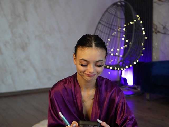 RachelRavee's BongaCams show and profile