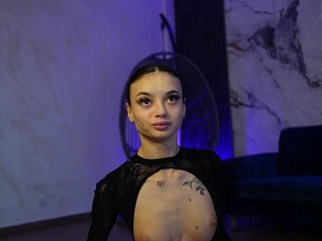 RachelRavee's BongaCams show and profile