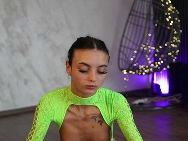 RachelRavee's BongaCams show and profile