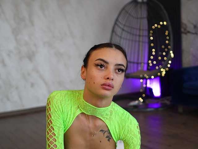 RachelRavee's BongaCams show and profile