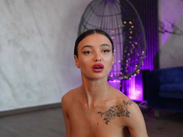 RachelRavee's BongaCams show and profile