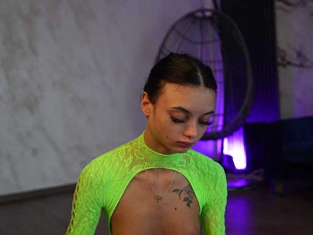 RachelRavee's BongaCams show and profile