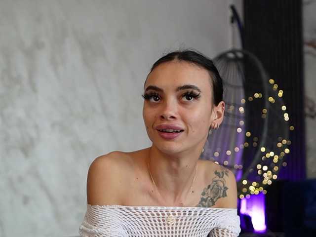 RachelRavee's BongaCams show and profile