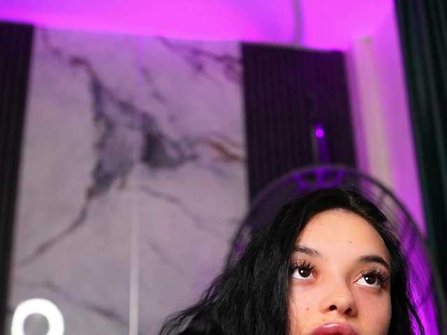 Sex chat gratuit in direct cu RachelRavee pe BongaCams