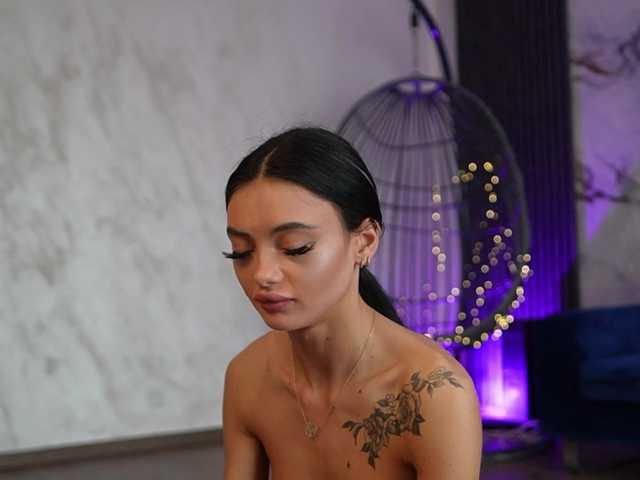 RachelRavee's BongaCams show and profile