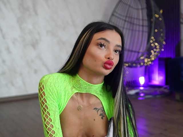 RachelRavee's BongaCams show and profile