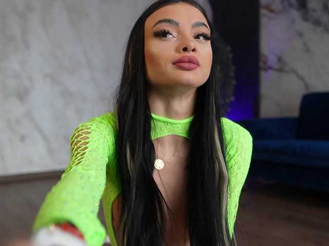 RachelRavee's BongaCams show and profile