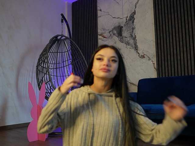 RachelRavee's BongaCams show and profile