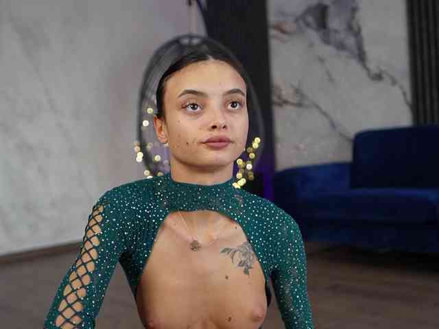 RachelRavee RachelRavee