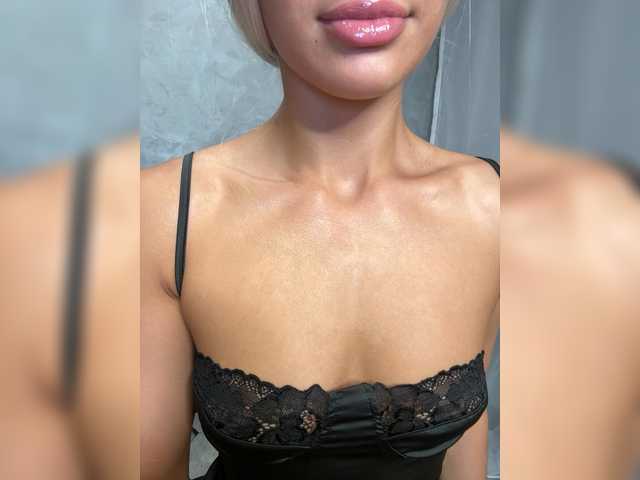 Viki-05's BongaCams show and profile