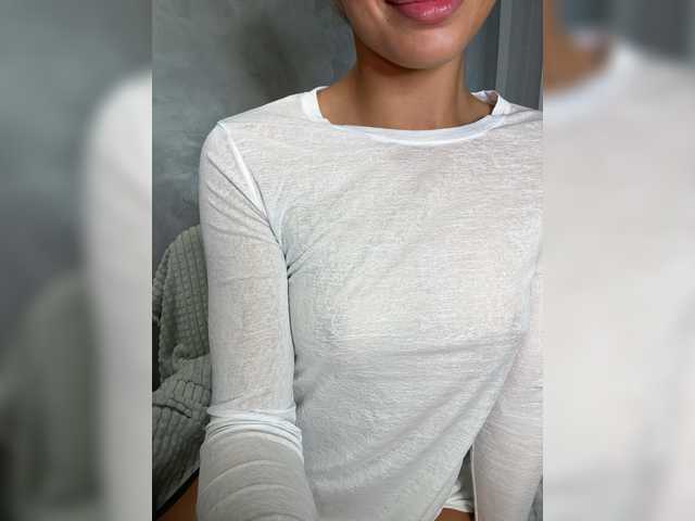 Viki-05's BongaCams show and profile