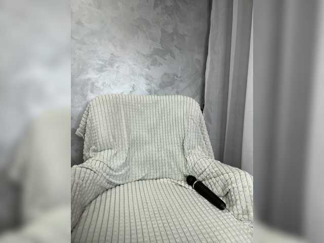 Viki-05's BongaCams show and profile