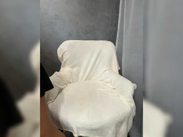 Viki-05's BongaCams show and profile