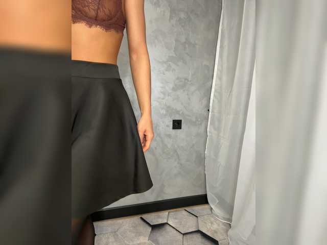 Viki-05's BongaCams show and profile