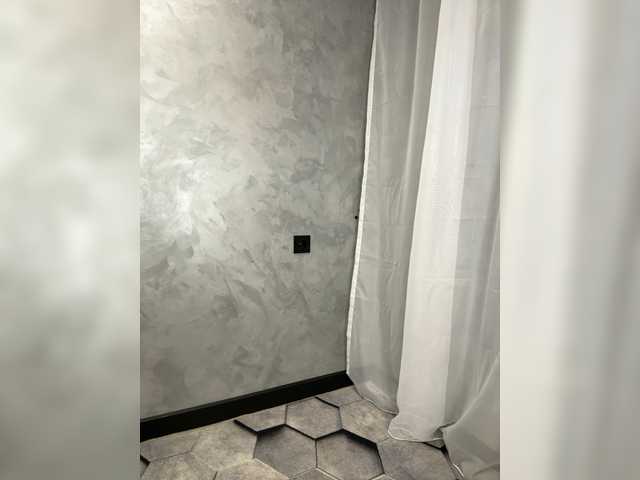 Viki-05's BongaCams show and profile