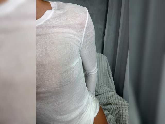 Viki-05's BongaCams show and profile