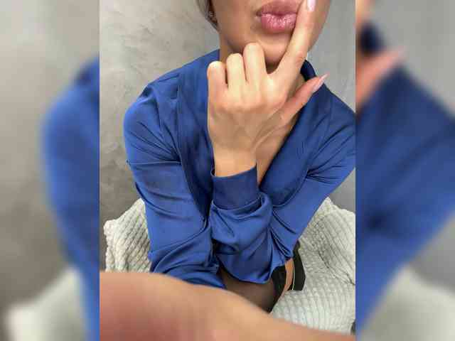 random webcam chat Viki-05