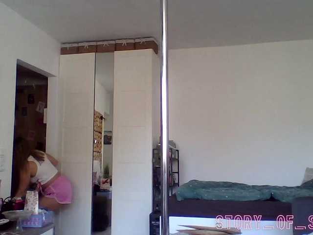 Sarahrose's BongaCams show and profile