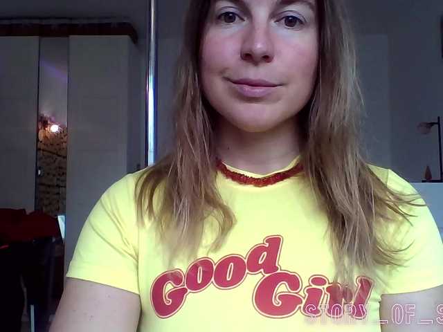 Sarahrose's BongaCams show and profile