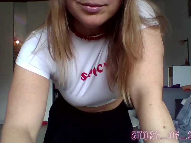 Sarahrose's BongaCams show and profile