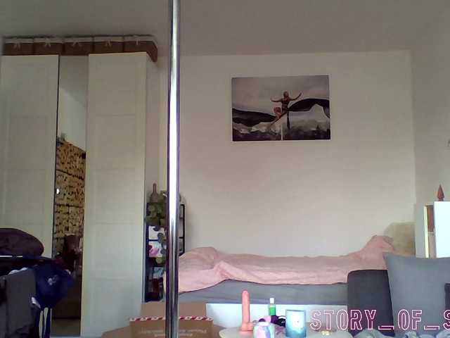 Sarahrose's BongaCams show and profile