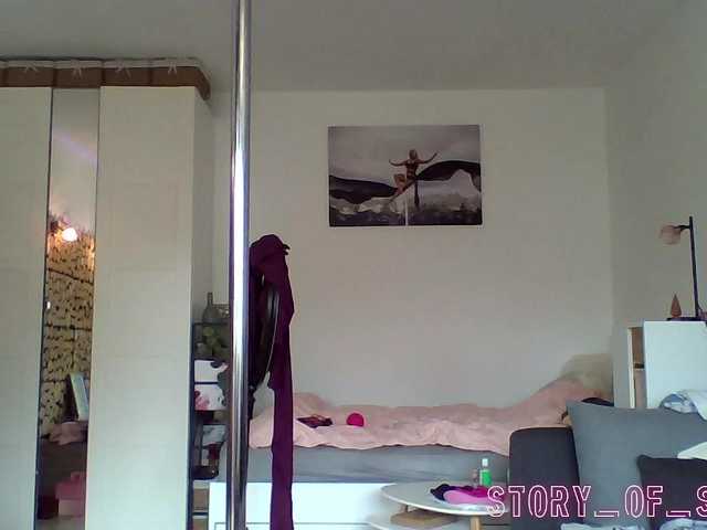 Sarahrose's BongaCams show and profile