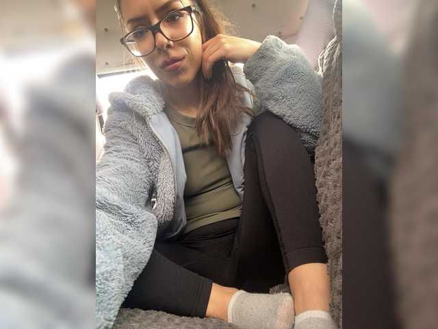 EmaMiller's BongaCams show and profile