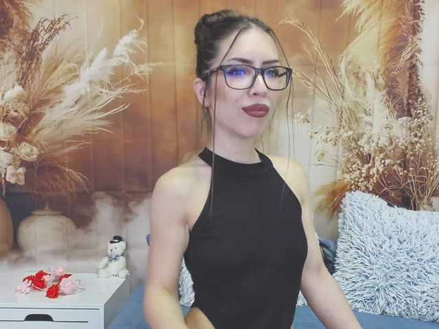 EmaMiller's BongaCams show and profile
