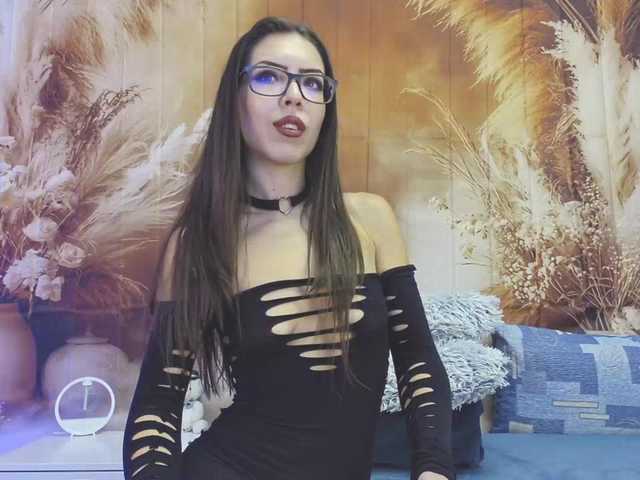 EmaMiller from BongaCams is Freechat