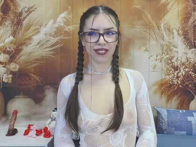 EmaMiller's BongaCams show and profile
