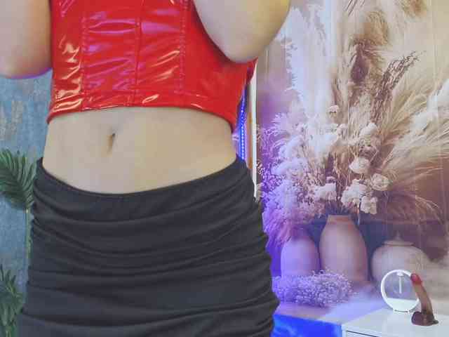 EmaMiller webcam