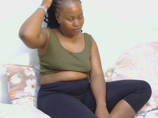 SweetLahika's BongaCams show and profile